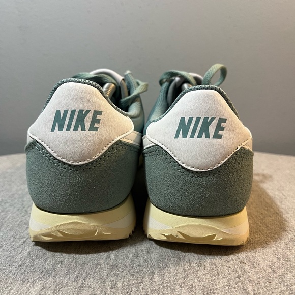 Nike Cortez TXT GS Cannon Sail Shoe Size 6Y/Women 7.5 IH7654-001 - Picture 5 of 10